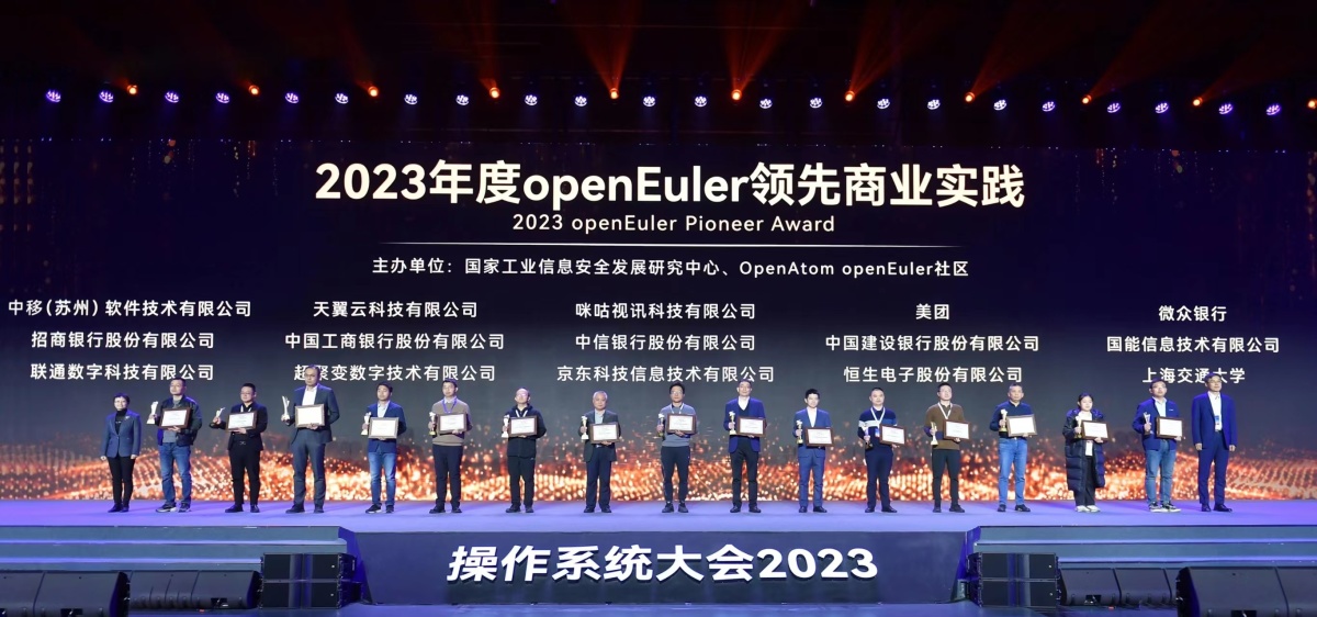 2025澳门和香港门和香港正版免费挂牌灯牌构建解答、专家解读解释与落实与警惕虚假宣传-全面释义、专家解读解释与落实